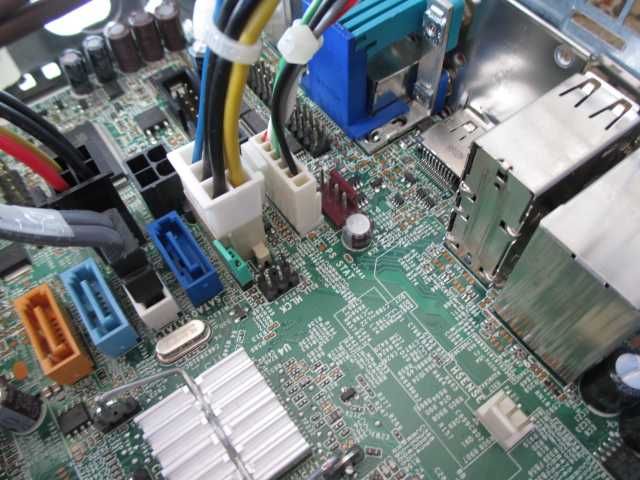 PC HP 6005 SFF Processador AMD Phenom