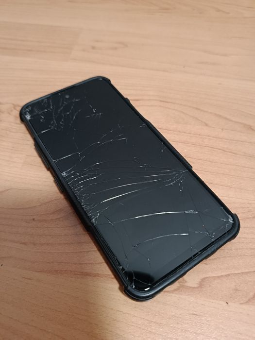 Uszkodzony telefon LG K?!