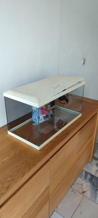 Aquário 58 l ....