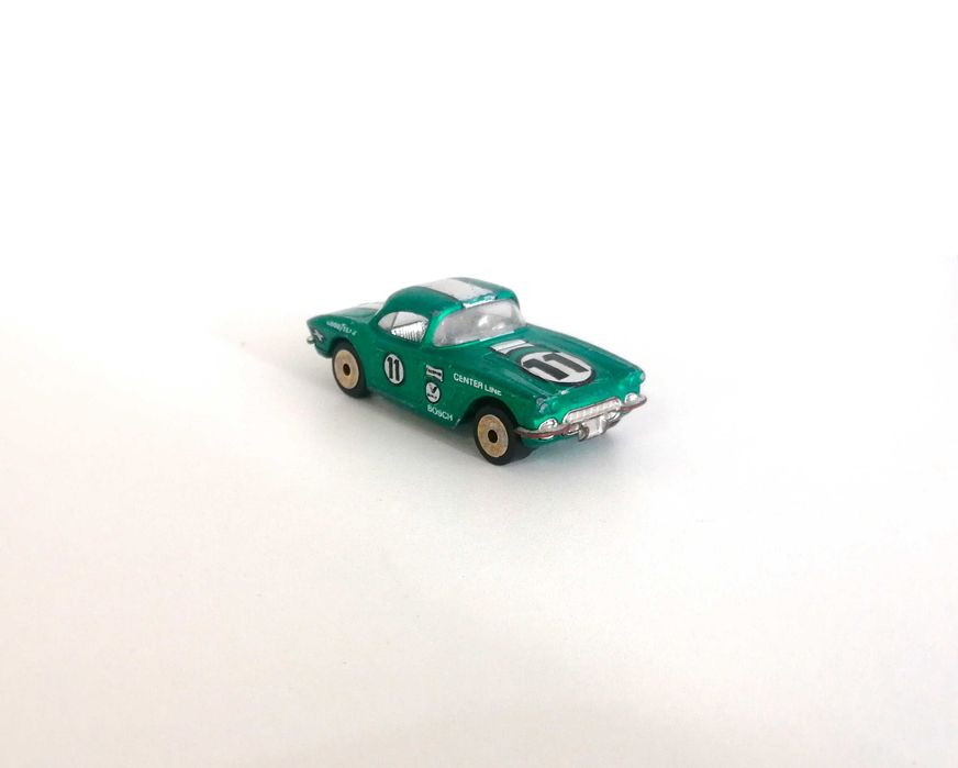 Matchbox 962 Corvette 1982, cor verde (menos comum)