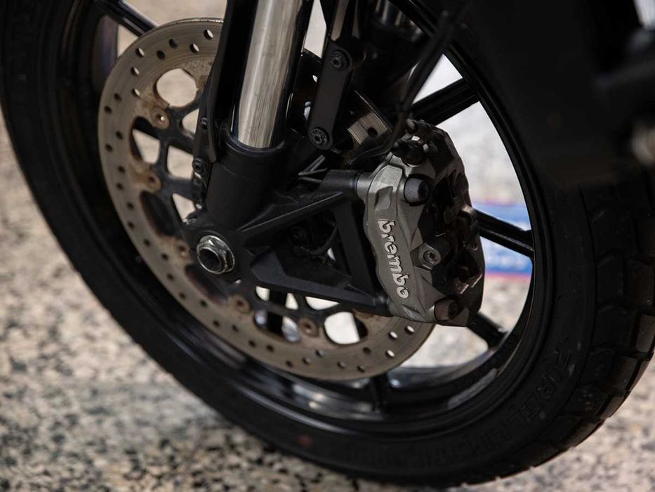 Ducati Scrambler 800 com apenas 3090 Kms ( Reservada )