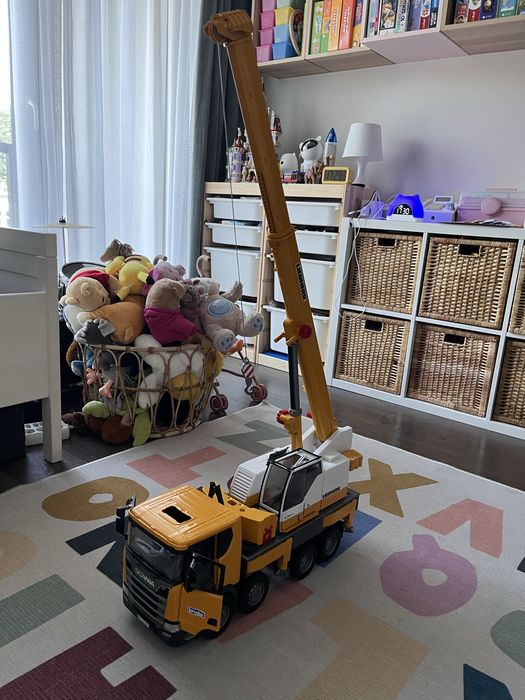 Dźwig Bruder stan bardzo dobry