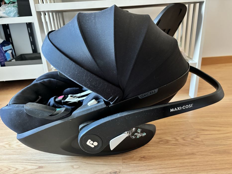 Maxi-Cosi Pebble 360 Preto + Isofix