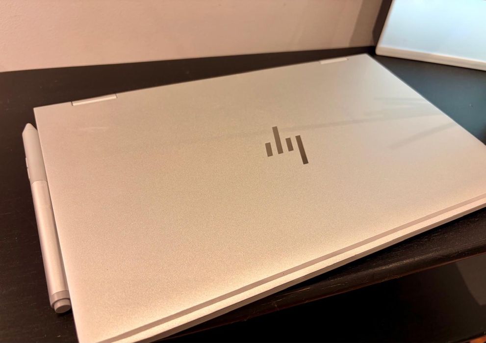 Portátil HP EliteBook x360 1030 G8 (i7, 16GB, 512GB) + Caneta Tátil