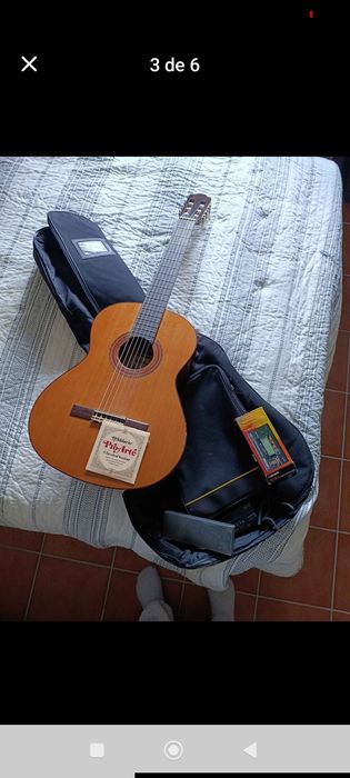 Guitarra Almansa 403 Cedro 
 Localização: Óbid