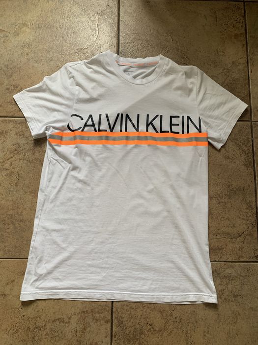 Футболка Calvin Klein.М