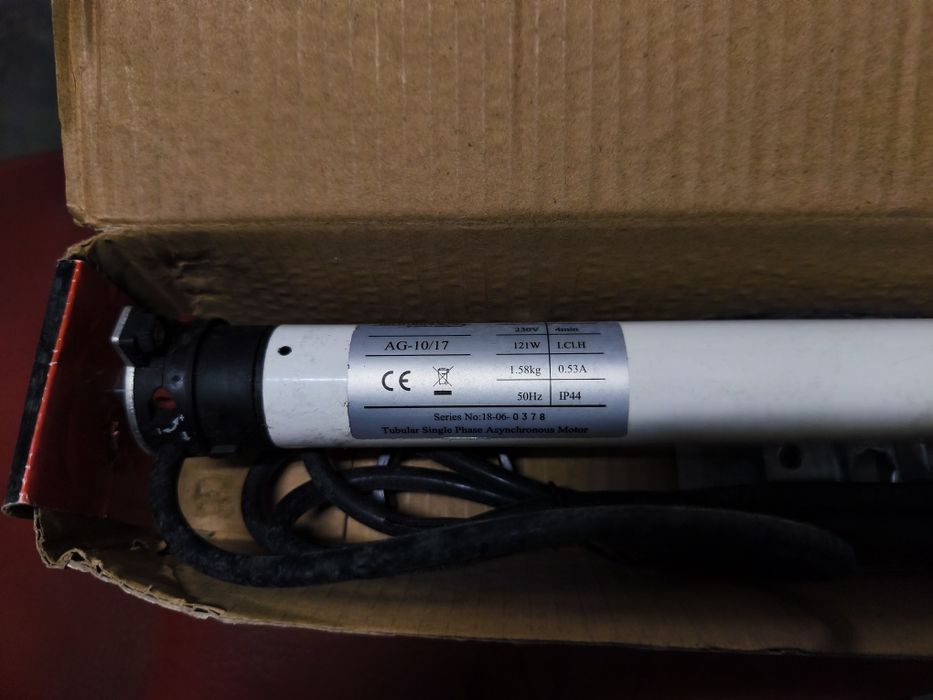 Motor Tubular AGTECH AG10 para persianas enroláveis metálicas.