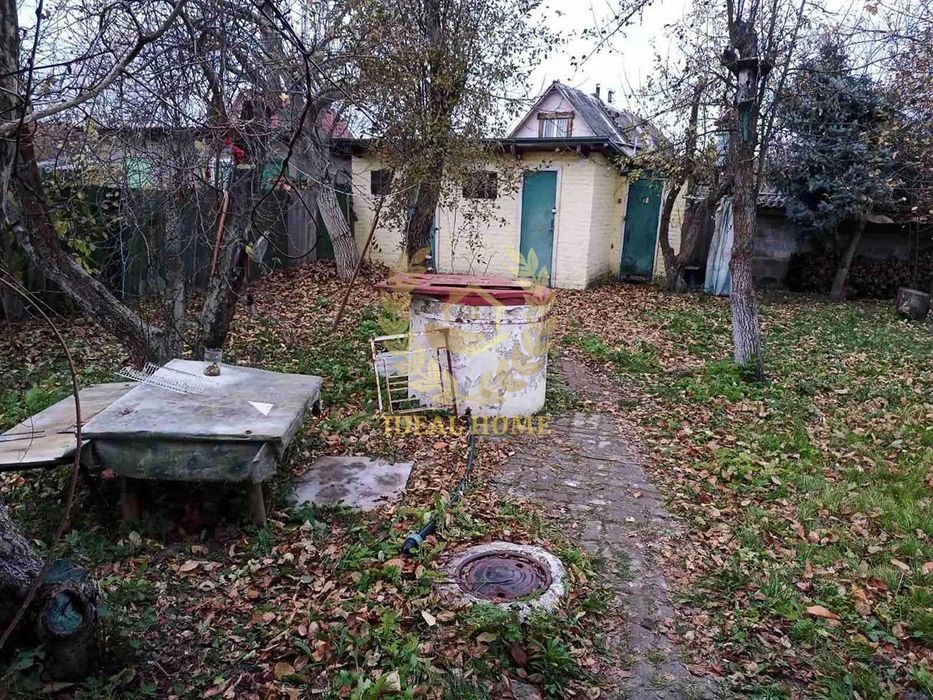 Продам дачний будинок в с.Бабинці