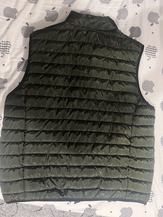 Продам нову жилетку