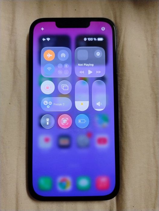 Iphone 13 гарний стан