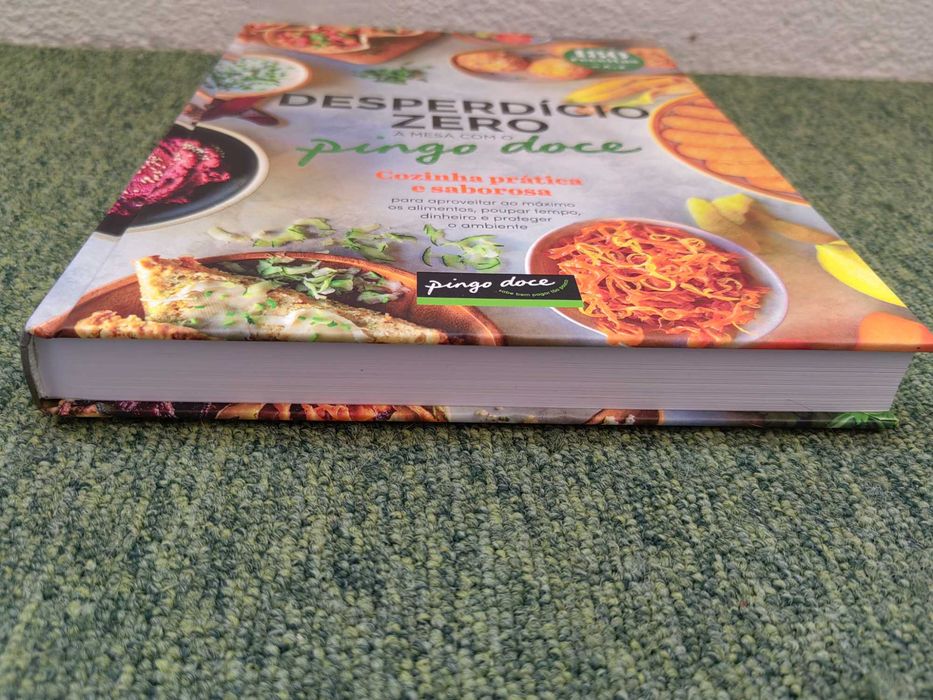 Livro "À Mesa com o Pingo Doce - Desperdício Zero"