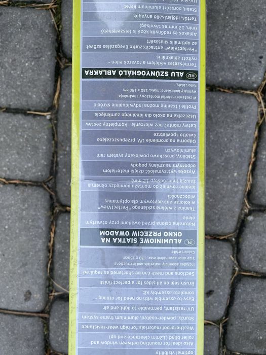 Aluminiowa siatka na okno przeciw owadom 130x150