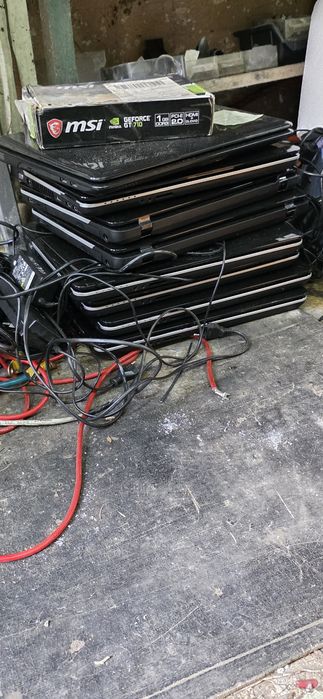 Sprzedam stare laptopy działające