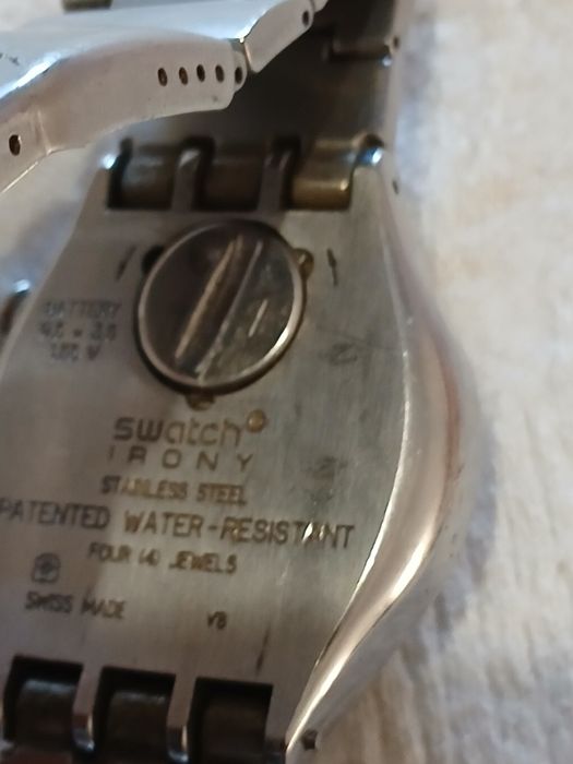 Swatch  yrony

Ca