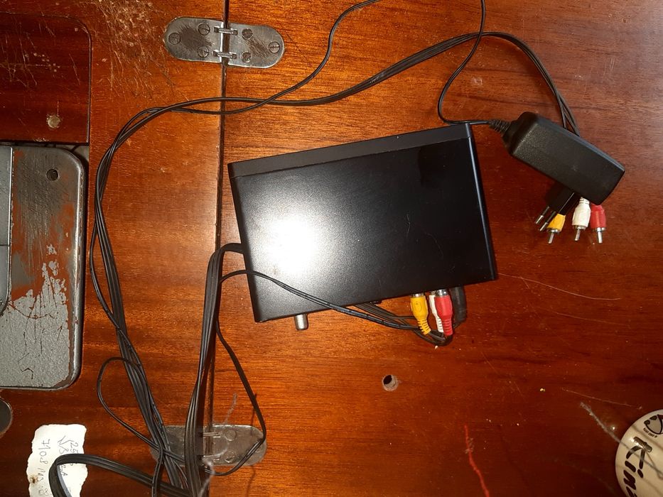 Тюнер          УТБ