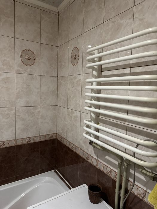 3 кімнатна квартира на Дружбі продаж