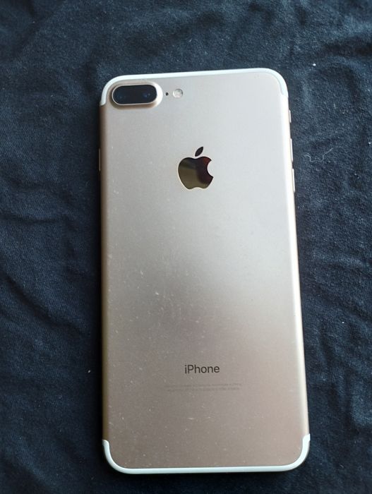 iPhone 7 Plus на 128