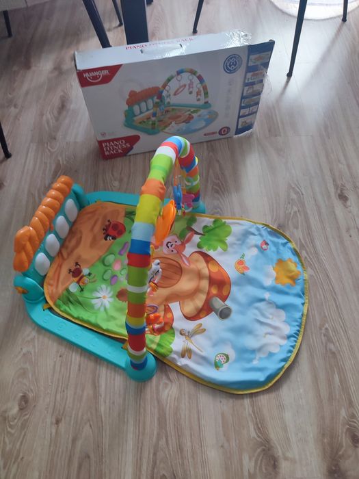Mata edukacyjna z pianinkiem dla dzieci dziecka