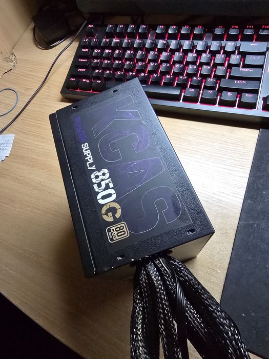 Блок питания KCAS 850G б/у