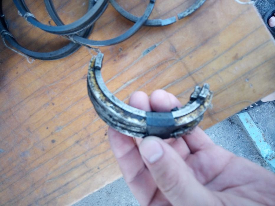 ПолуКольца упорные коленвала ЮМЗ МТЗ