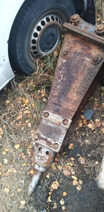 Młot hydrauliczny wyburzeniowy do koparki waga około 260kg