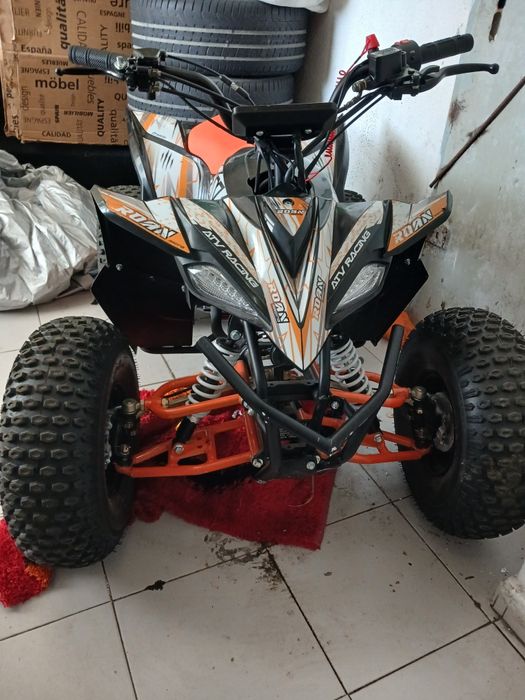 Mota 4 125  de campo