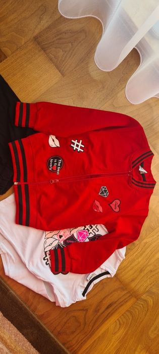 Dres dziewczęcy 104/110