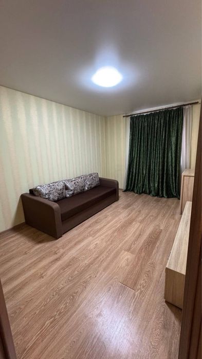 1 ком . на Таирова . Новый дом . Свободна