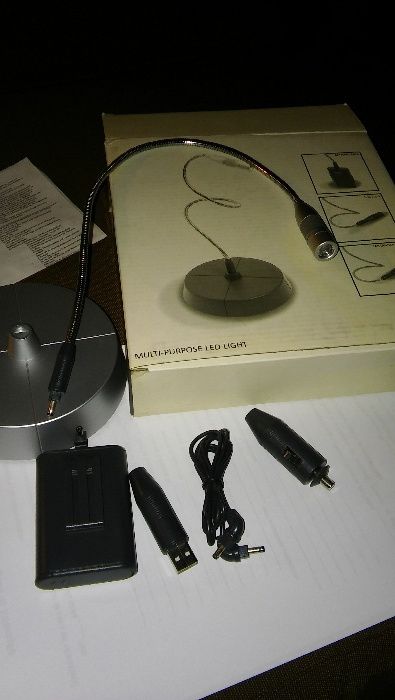 Candeeiro LED de escritório - prenda