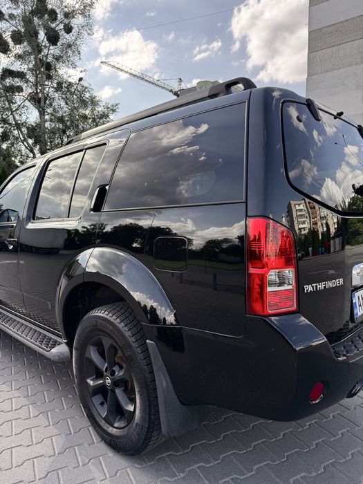 Nissan Pathfinder r51