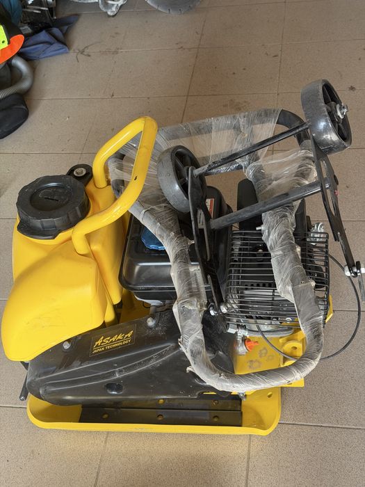 zagęszczarka JCB W400BL