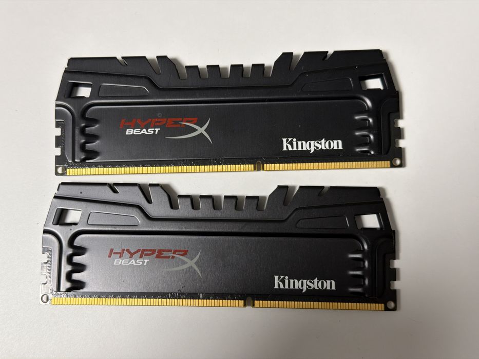 Pamięć RAM Kingston DDR3 (2 x 4GB) 1600KHX16C9T3K2/8X