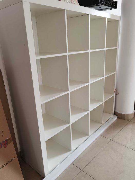duży biały regał ikea