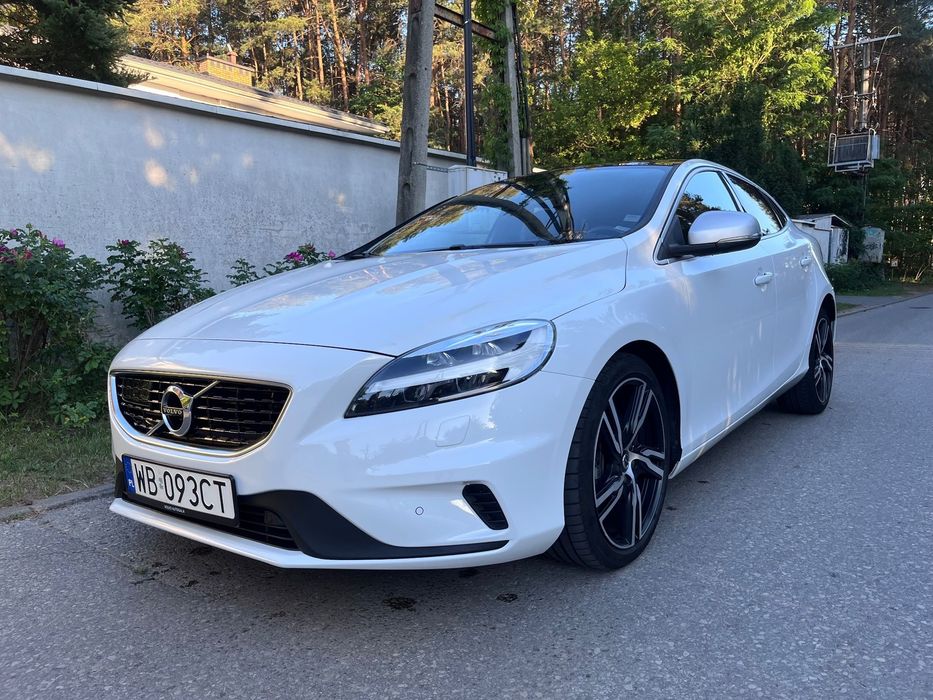 Volvo V40