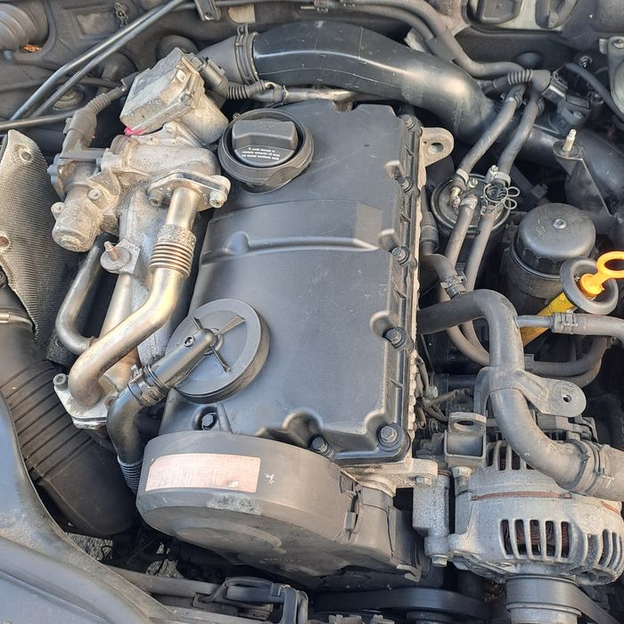 Silnik 2.0 tdi BGW na aucie  Passat B5 fl, Superb, Audi A4