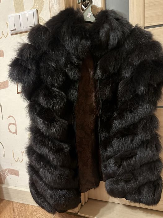 Шуба норка класична а також жилетка з песця.