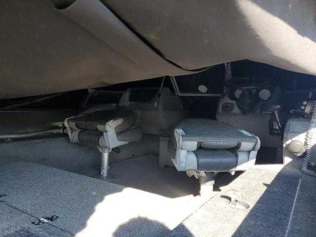 2016 Lund 1775 Impact Sport 5.4m куплений на компанію