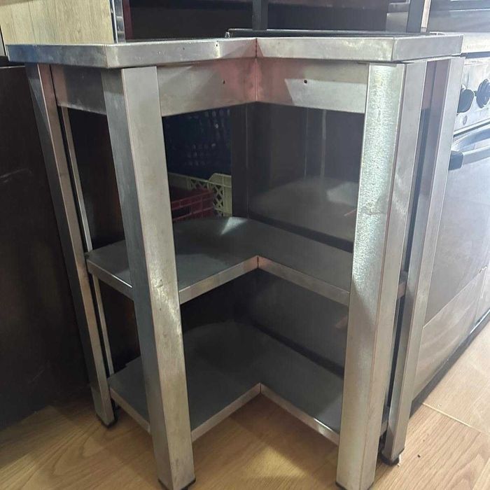 Vende-se Bancada de canto em inox