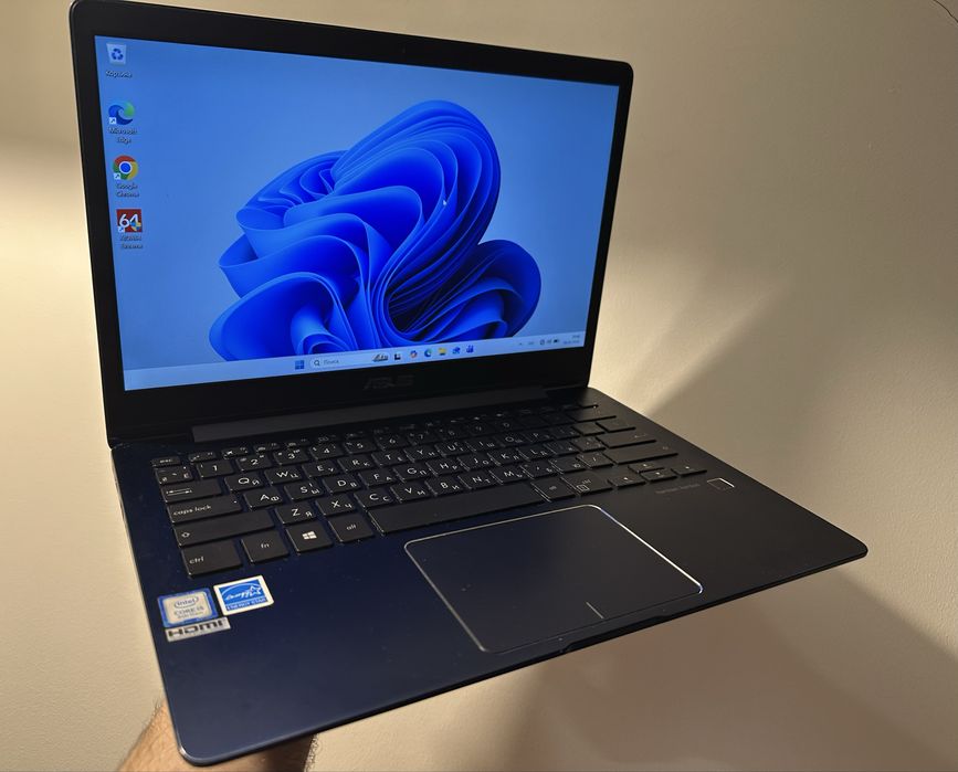 Ноутбук Asus Zenbook i5-8250(1.6-3.4 ГГц)DDR4 8GB/SSD512GB/MX150 2 GB)