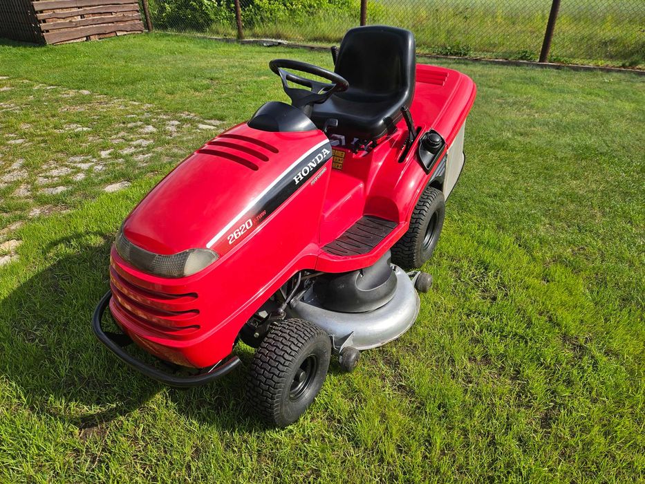 Traktorek kosiarka Honda 2620 V-twin