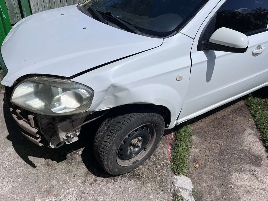 Продам автомобіль VIDA