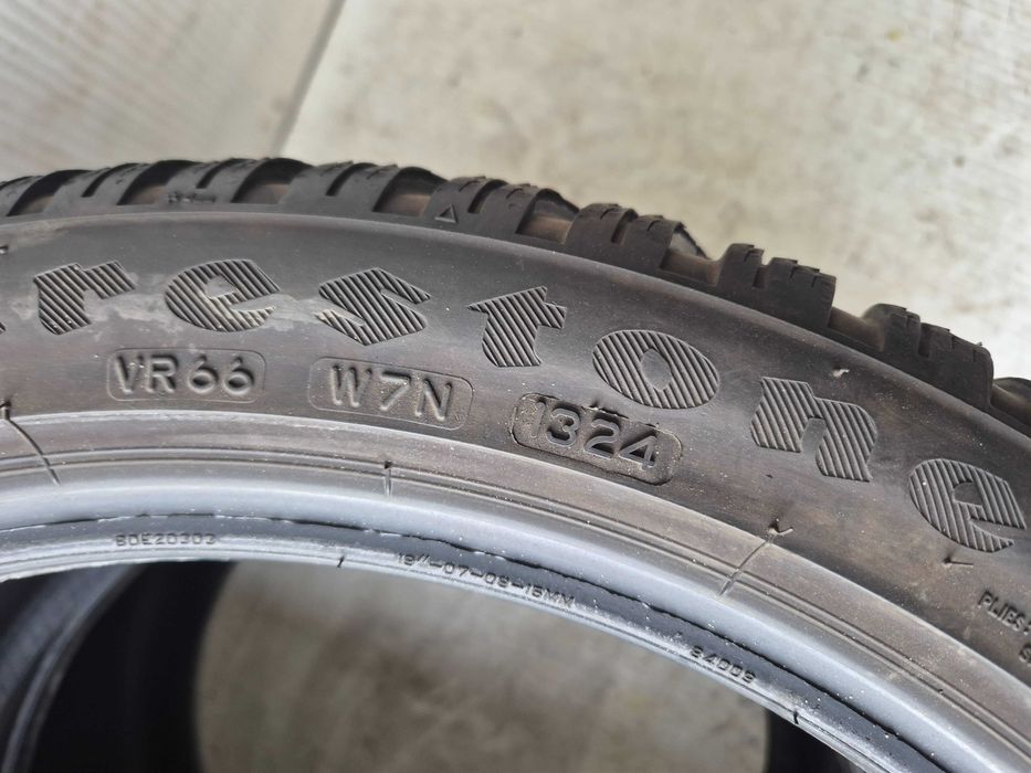 Firestone Winterhawk 4 245/40r19 98V 2024r 6,2mm XL Rant N3721