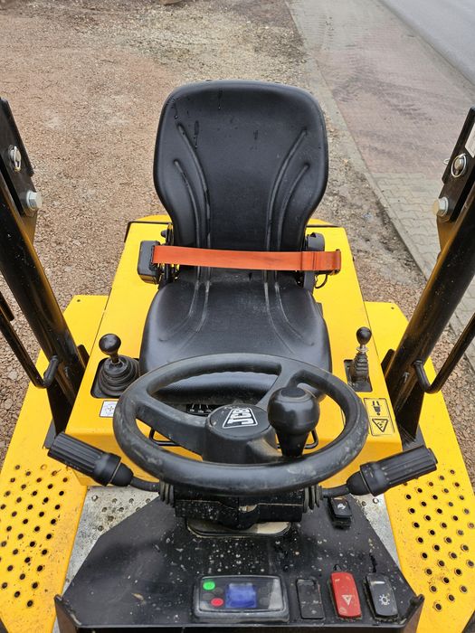 Wozidło obrotowe JCB  3t 2023  219mth