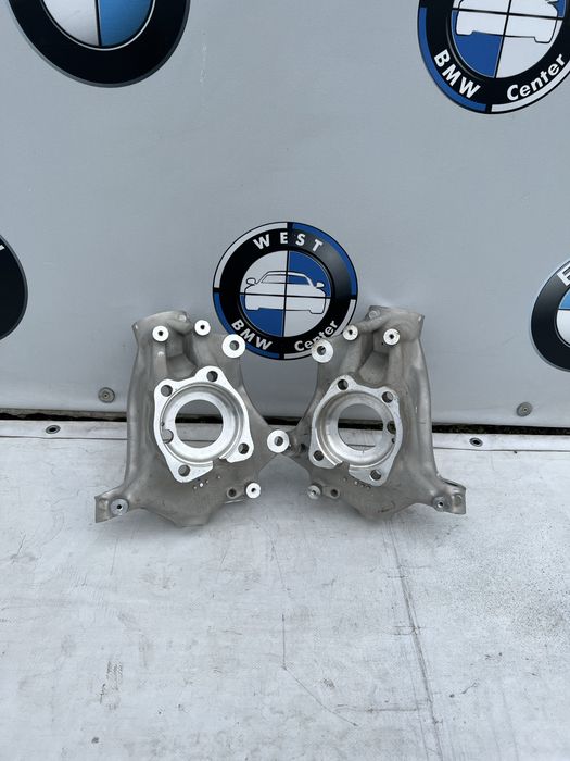 Поворотний кулак  bmw g22 g26 цапфа бмв і4 г22 г26