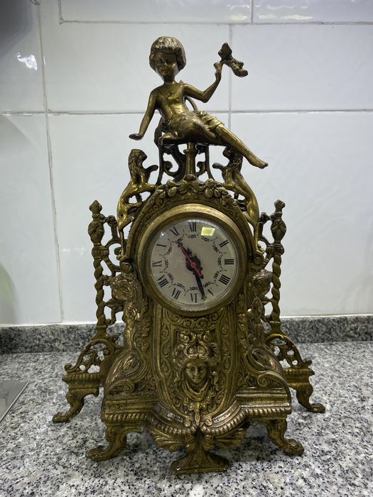 relogio de ferro da marca reguladora