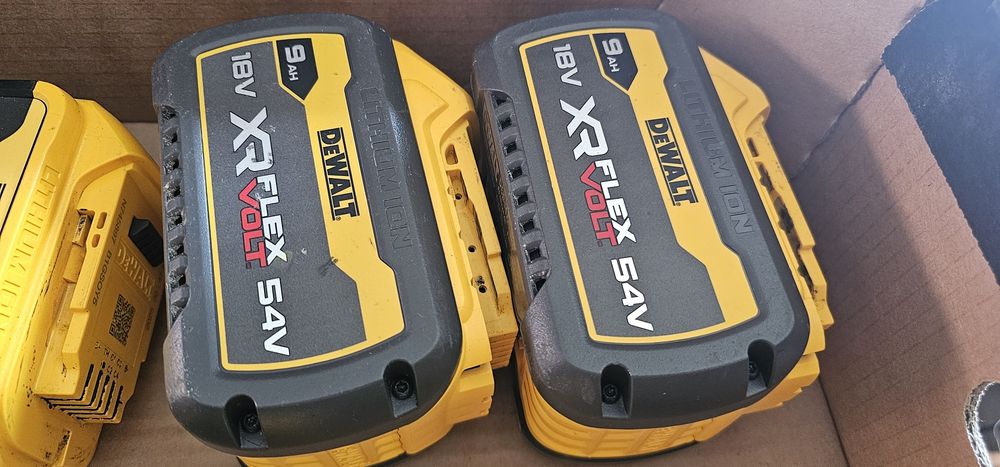 2x DeWALT 9Ah FlexVolt 18V