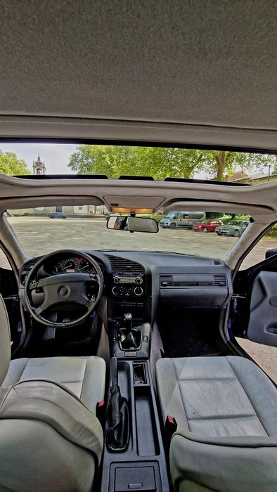 BMW 318 IS Coupé