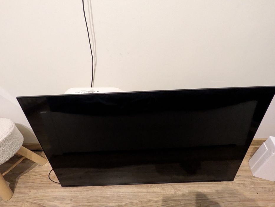 Telewizor 50" Samsung UE50AU8002K 4K UHD LED