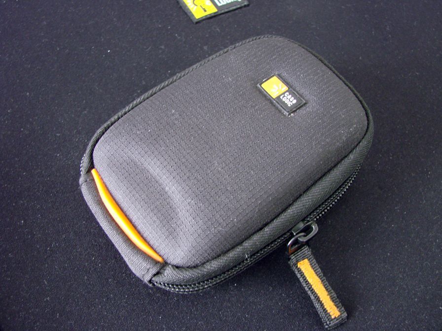 CASE LOGIC | Pasta Protetora Portatil + Bolsa Máquina Fotográfica