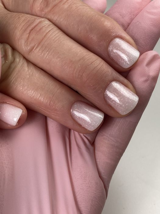 Stylizacja paznokci w lokalu lub z dojazdem do klienta